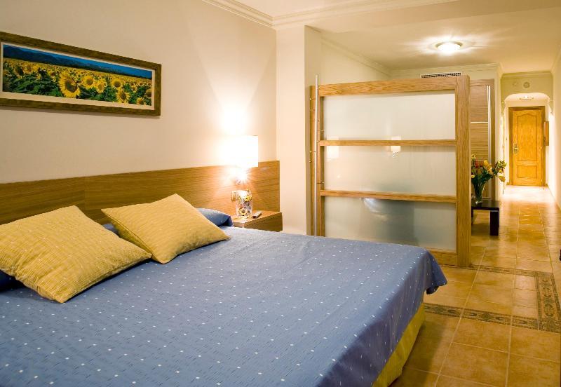 Avent Verahotel Buitenkant foto