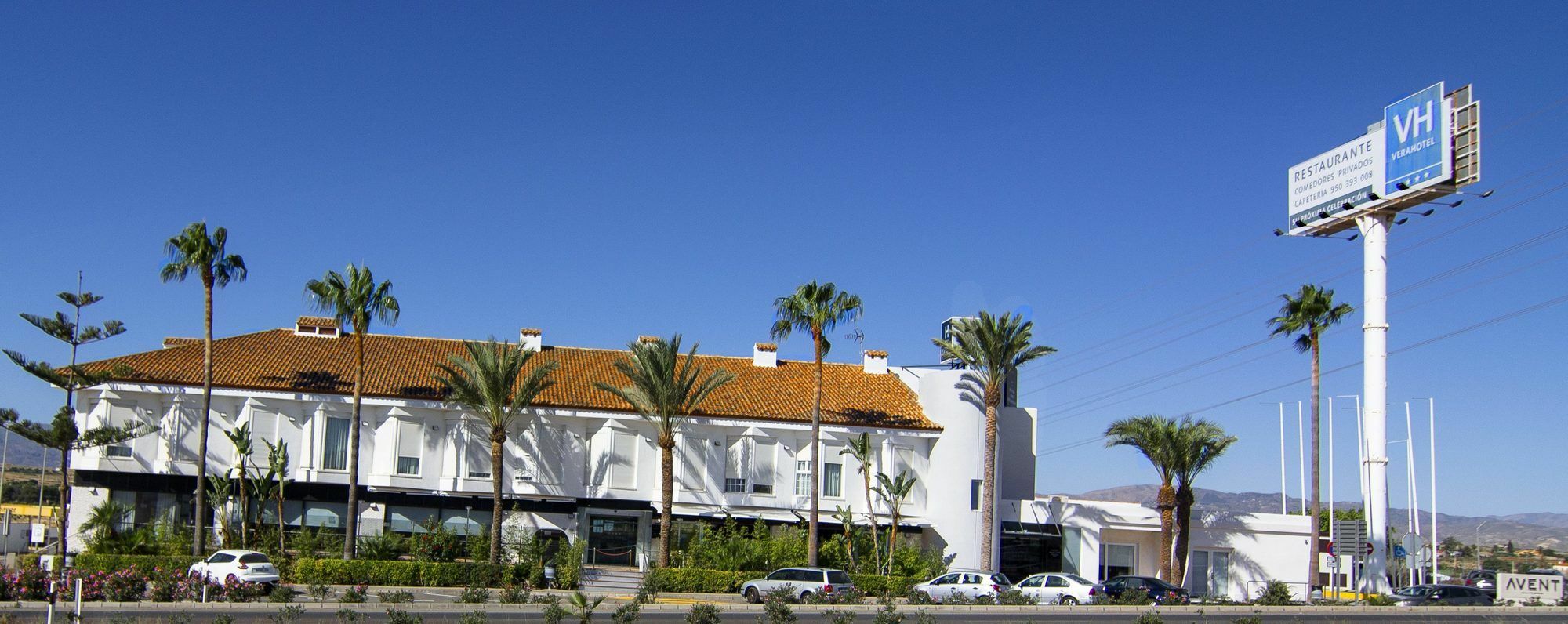 Avent Verahotel Buitenkant foto