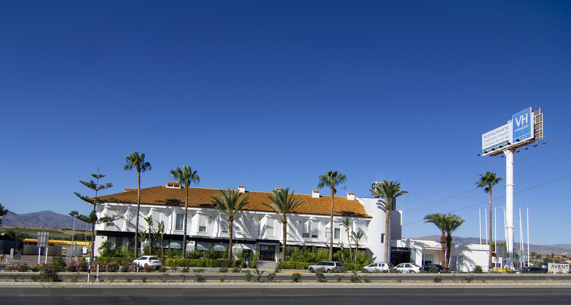 Avent Verahotel Buitenkant foto